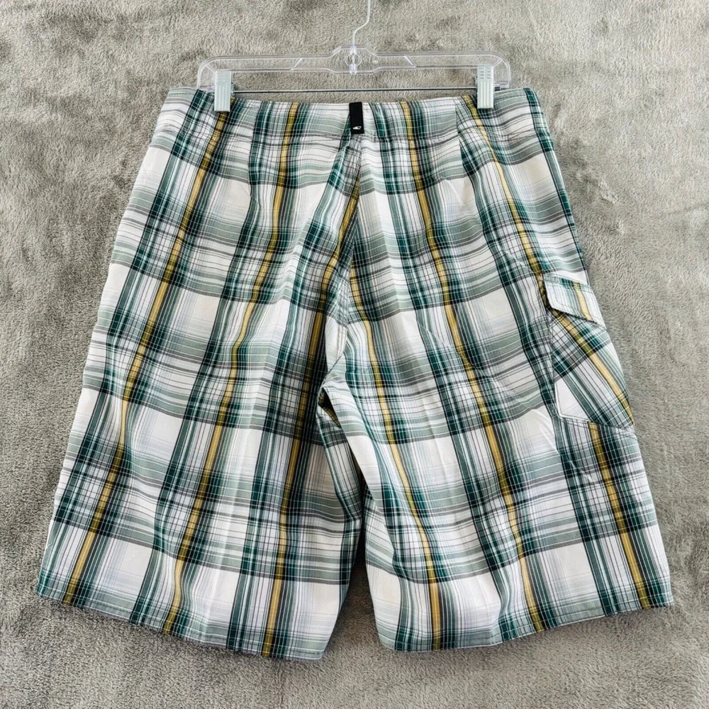 O'Neill Plaid Cargo Board Shorts Mens 32 Green‎ White Yellow Unlined Drawstring